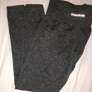 Paragon seamless leggings.